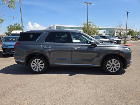 Used 2025 Hyundai Palisade SEL FWD image 7