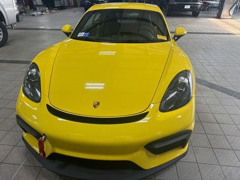 Used 2022 Porsche 718 Cayman GT4 image 2