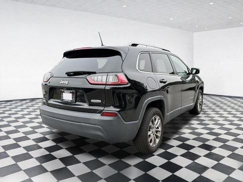 Used 2019 Jeep Cherokee Latitude Plus FWD image 4