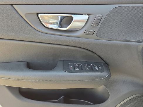 Used 2024 Volvo S60 B5 Core image 21