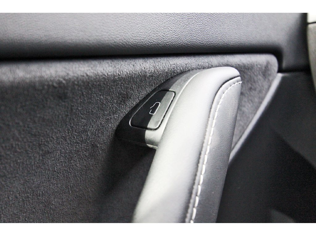 Used 2022 Tesla Model Y Performance AWD/4WD image 20