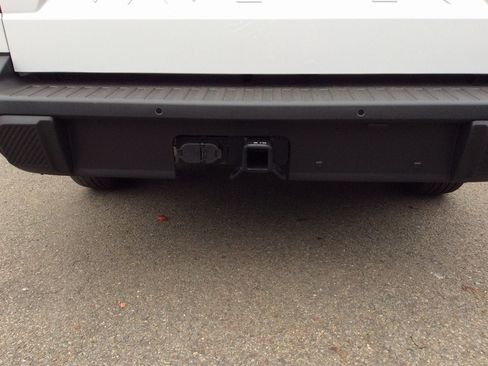 New 2025 Ford Maverick XL w/ Equipment Group 101A image 24