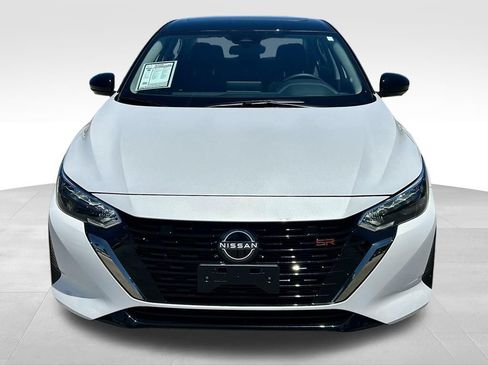 Certified 2025 Nissan Sentra SR w/ SR Premium Package FWD image 2