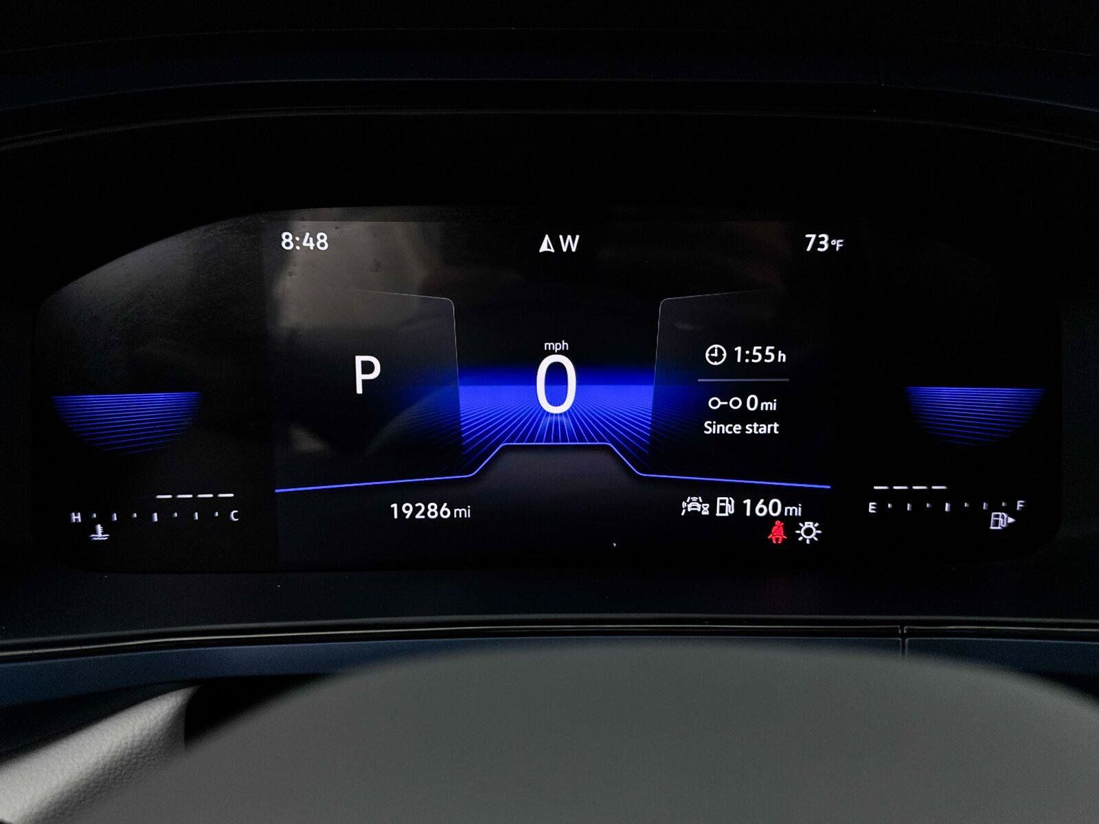 Used 2023 Volkswagen Taos SE w/ Panoramic Sunroof Package FWD image 34