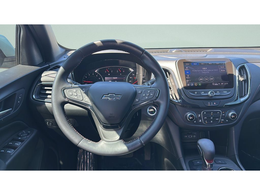 Used 2022 Chevrolet Equinox RS w/ RS Leather Package AWD/4WD image 13