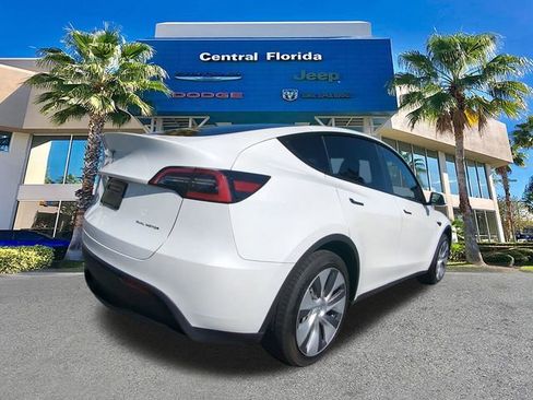 Used 2023 Tesla Model Y Long Range image 5