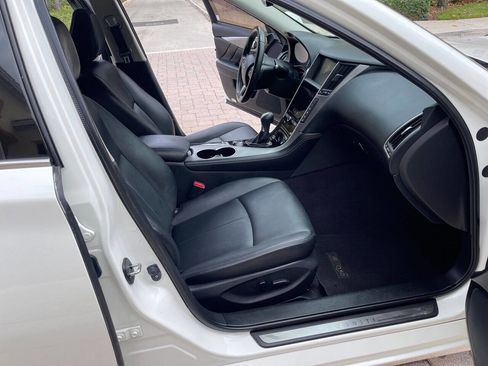 Used 2016 INFINITI Q50 Premium image 19