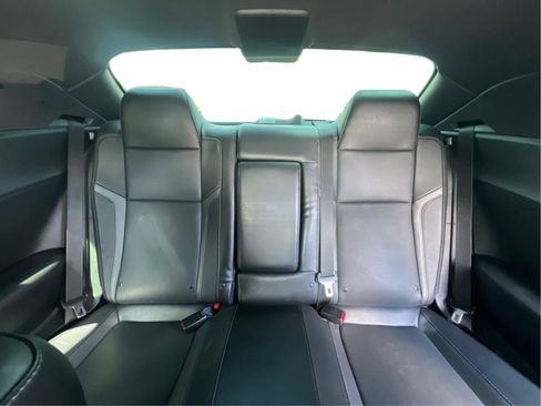 Used 2016 Dodge Challenger SXT Plus RWD image 12