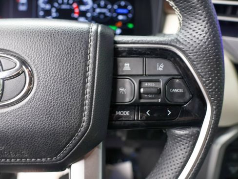 Used 2022 Toyota Tundra Capstone AWD/4WD image 15