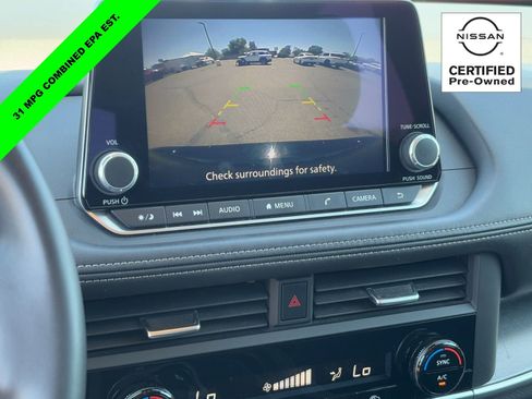 Certified 2025 Nissan Rogue SV image 23