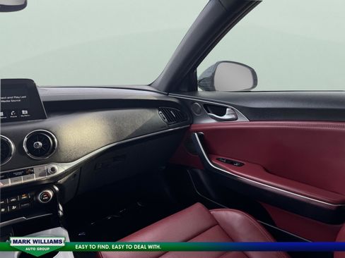 Used 2021 Kia Stinger GT2 image 15