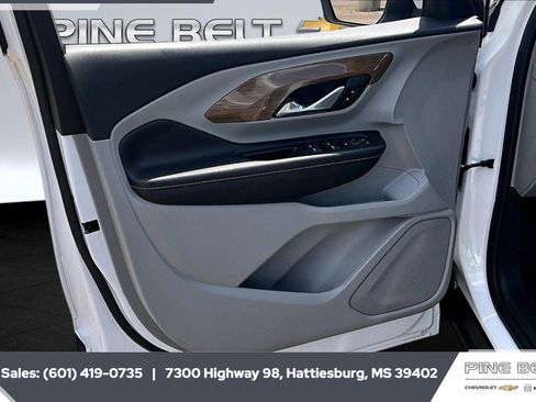 Used 2020 GMC Terrain SLE FWD image 19