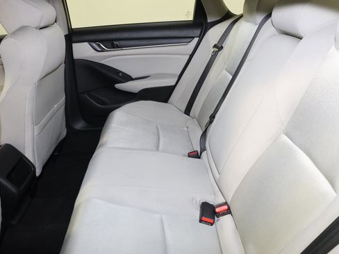 Used 2018 Honda Accord LX image 22