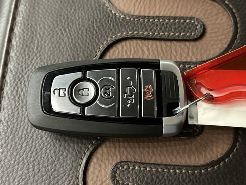Used 2024 Ford F250 King Ranch AWD/4WD image 47