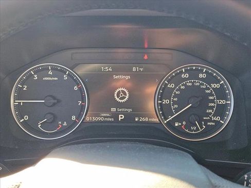 Used 2024 Mitsubishi Outlander SE Black Edition image 8