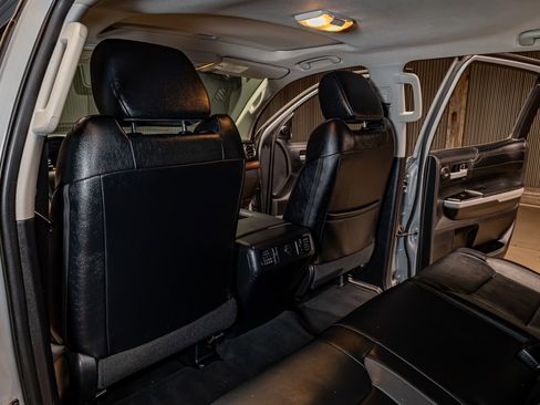 Used 2019 Toyota Tundra Limited w/ Limited Premium Package image 12