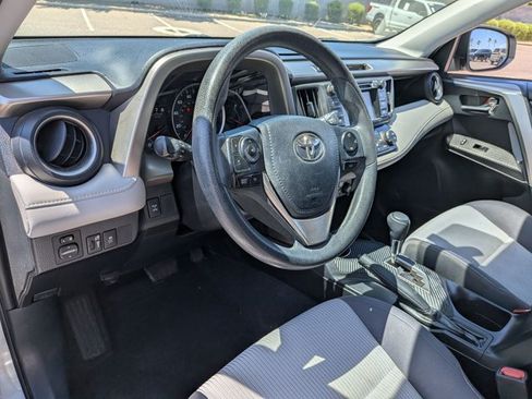 Used 2015 Toyota RAV4 XLE AWD/4WD image 9