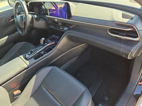 Used 2025 Toyota Crown Nightshade image 31