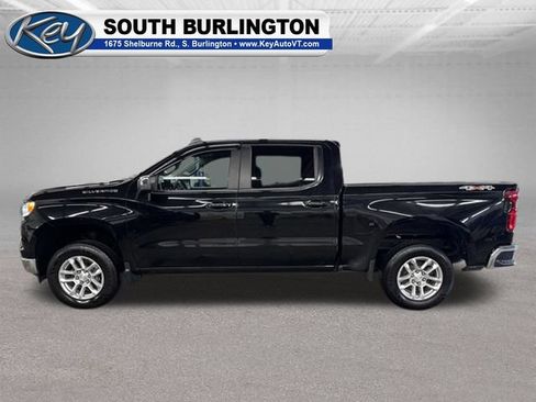 Used 2023 Chevrolet Silverado 1500 LT AWD/4WD image 3