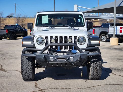 Used 2020 Jeep Gladiator Rubicon image 2
