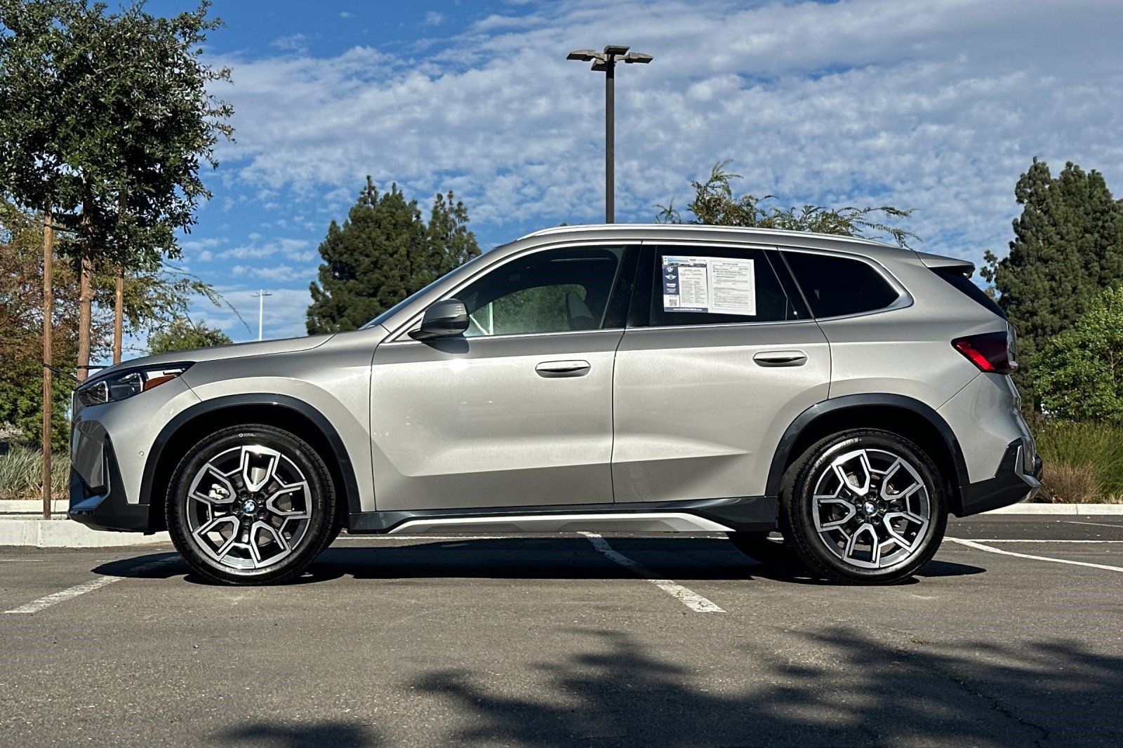 Used 2026 BMW X1 xDrive28i AWD/4WD image 8