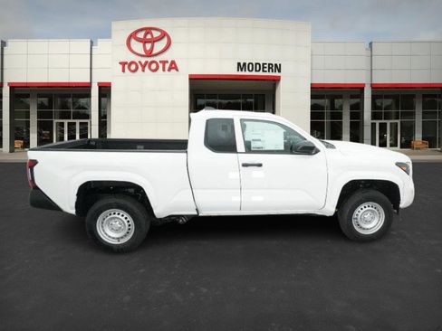 New 2025 Toyota Tacoma SR image 25