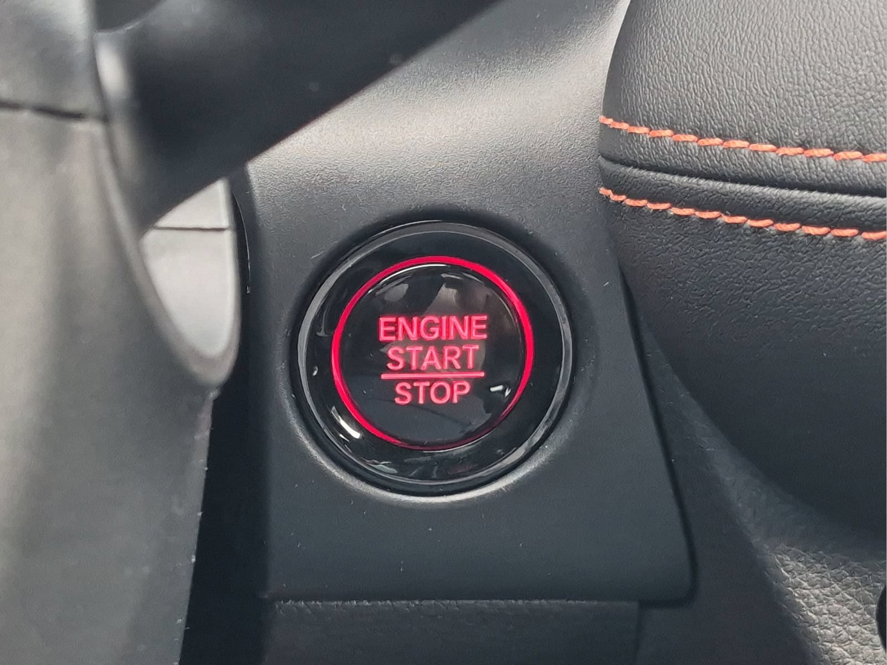 Certified 2025 Honda HR-V Sport image 29