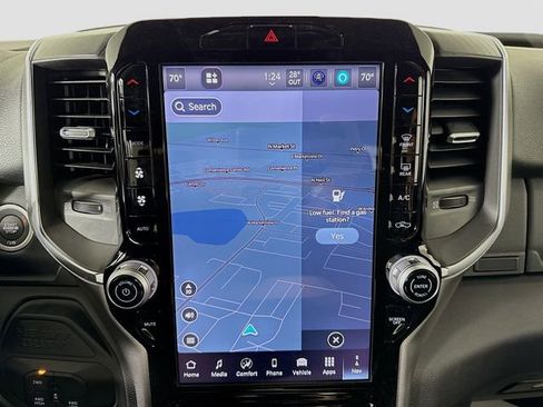 Used 2025 RAM 2500 Big Horn image 13