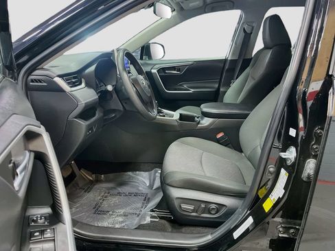 Used 2023 Toyota RAV4 AWD Hybrid image 20
