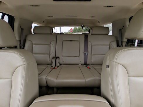 Used 2020 GMC Yukon SLT w/ Open Road Package AWD/4WD image 18