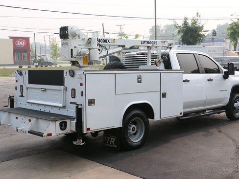 Used 2023 Chevrolet Silverado 3500 W/T w/ WT Convenience Package AWD/4WD image 5