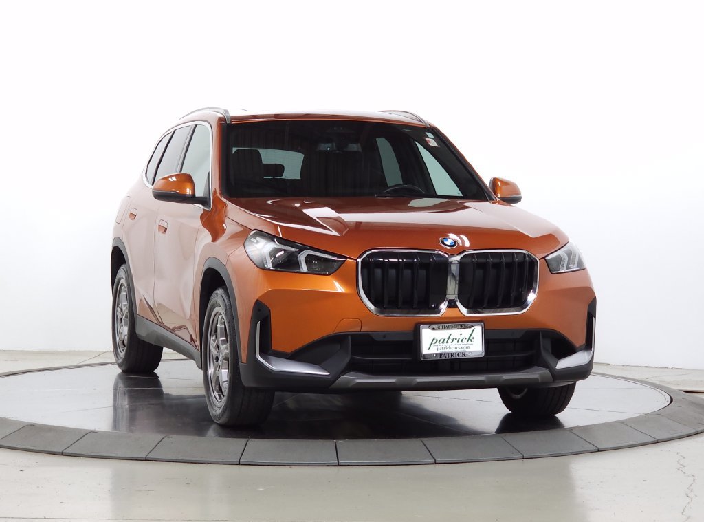 Used 2023 BMW X1 xDrive28i w/ Premium Package AWD/4WD image 1