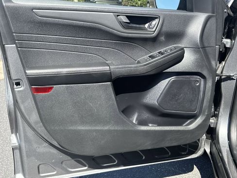 Used 2023 Ford Escape Active FWD image 21