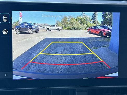 Used 2025 Hyundai Kona SEL AWD/4WD image 16