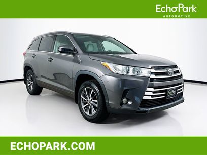 Used 2018 Toyota Highlander XLE w/ Carpet Mat Package (TMS)