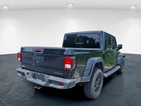 Used 2025 Jeep Gladiator Sport AWD/4WD image 14