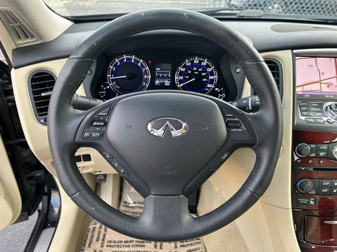 Used 2016 INFINITI QX50 2WD w/ Premium Plus Package image 20