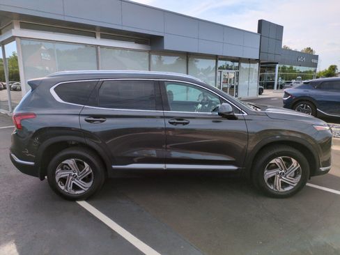 Used 2022 Hyundai Santa Fe SEL image 8