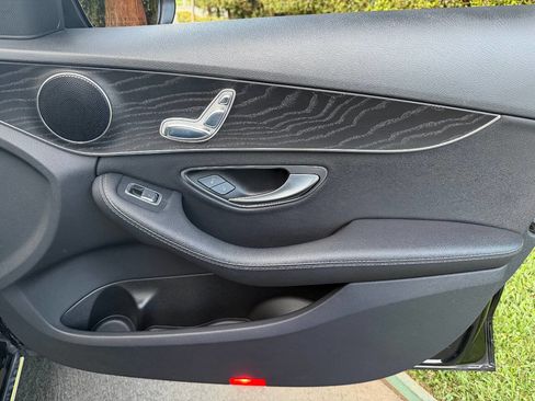 Used 2017 Mercedes-Benz C 300 Sedan image 25