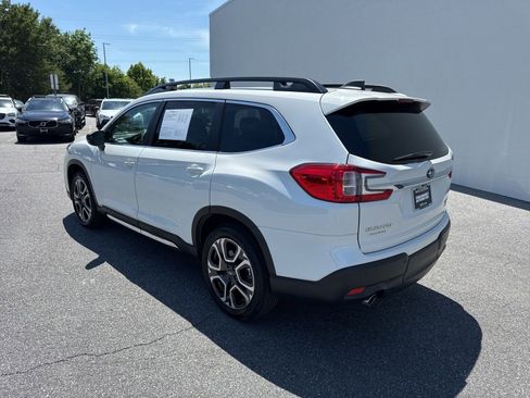 Used 2025 Subaru Ascent Limited w/ Popular Package #2 AWD/4WD image 5