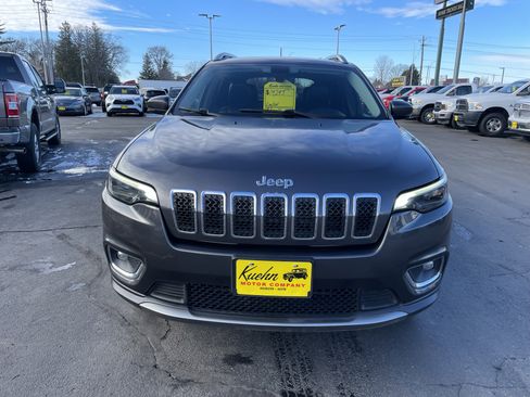 Used 2019 Jeep Cherokee Limited image 3