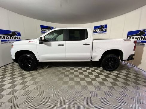 Used 2024 Chevrolet Silverado 1500 Custom Trail Boss AWD/4WD image 10