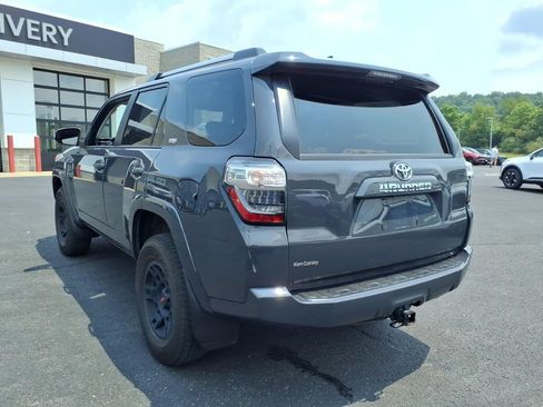 Used 2024 Toyota 4Runner SR5 Premium w/ Moonroof Package AWD/4WD image 10