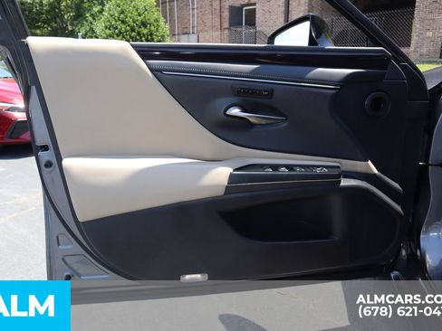 Used 2020 Lexus ES 300h w/ Premium Package FWD image 14