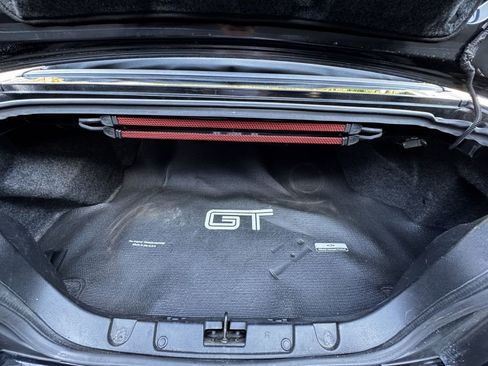 Used 2005 Ford Mustang GT RWD image 14