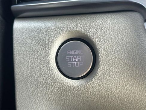 New 2025 Kia Sorento S w/ Panoramic Sunroof Package image 12