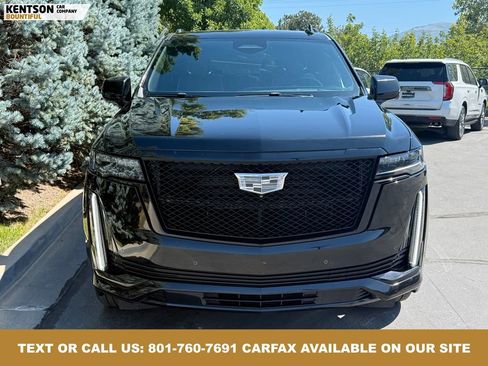 Used 2023 Cadillac Escalade Sport image 2