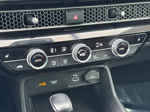 Used 2022 Honda Civic EX image 26