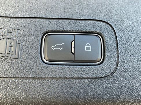 New 2025 Lincoln Aviator Black Label w/ Jet Appearance Package image 13