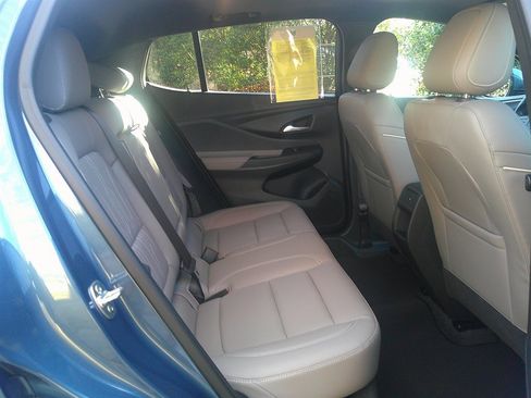 Used 2025 Buick Envista Avenir image 26